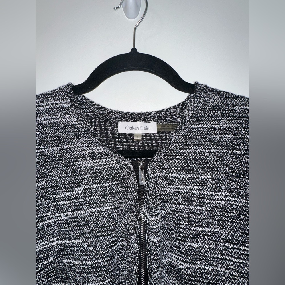 Calvin Klein Grey Knit Blouse - Picture 5 of 10